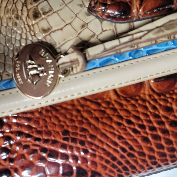 Brahmin Bag - Picture 4 of 9